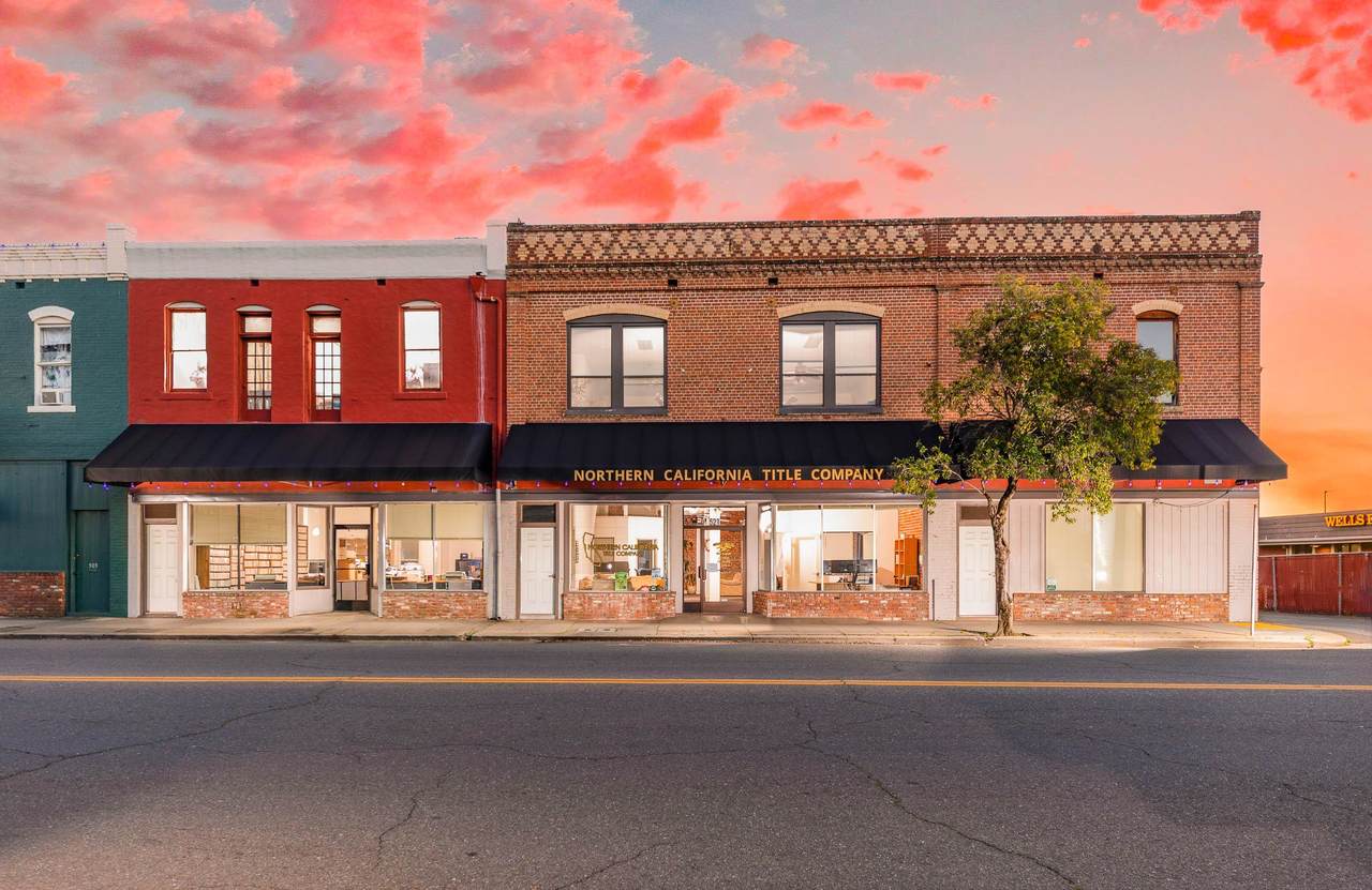 521 Walnut Street - Photo 1