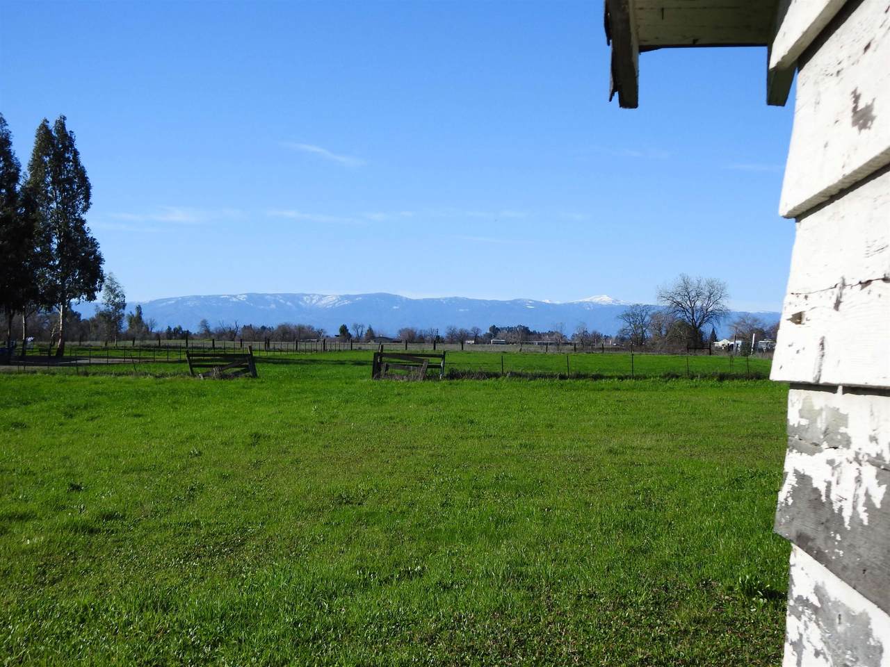 7691 State Highway 99W - Photo 1