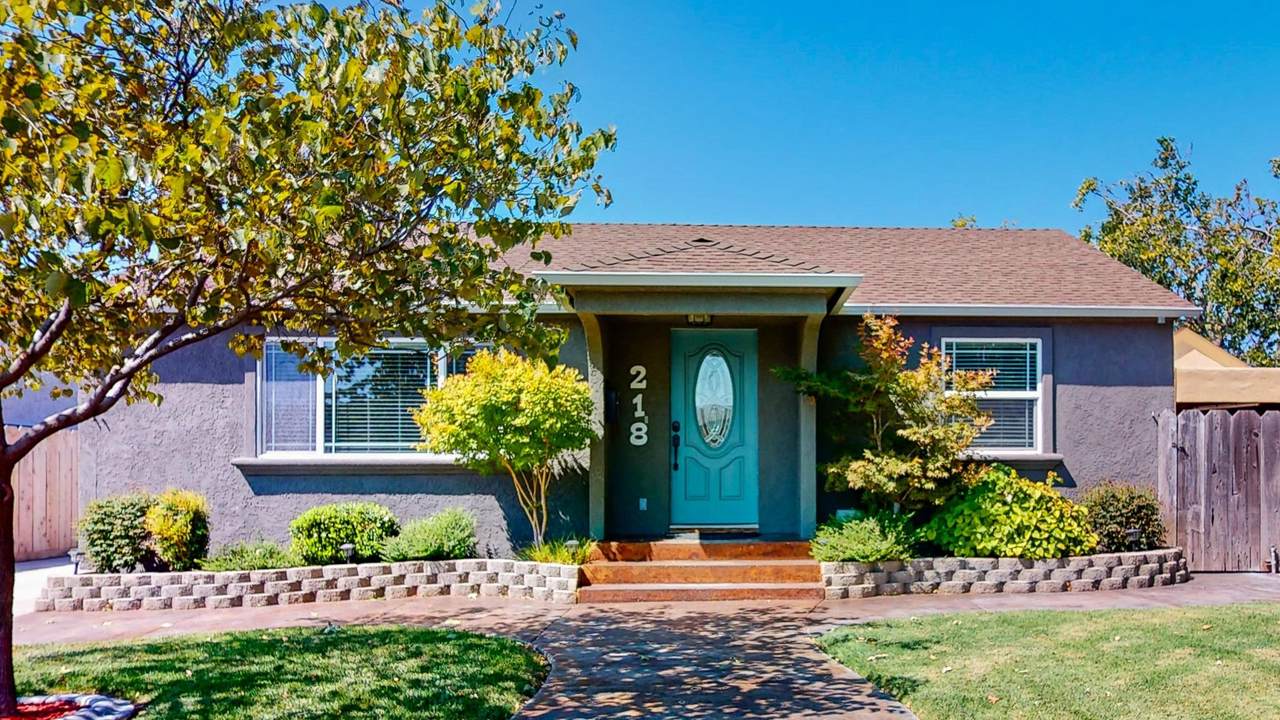 218 7th Street - Photo 1