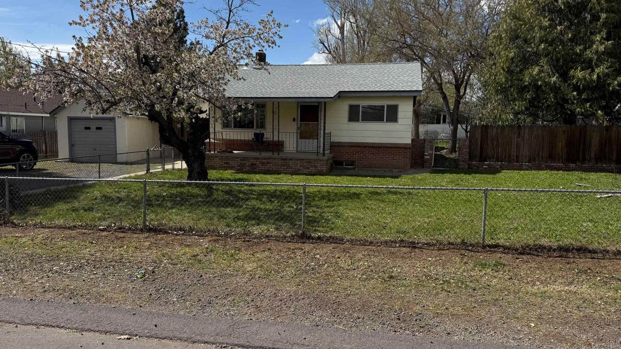 532 Weatherlow Street - Photo 1