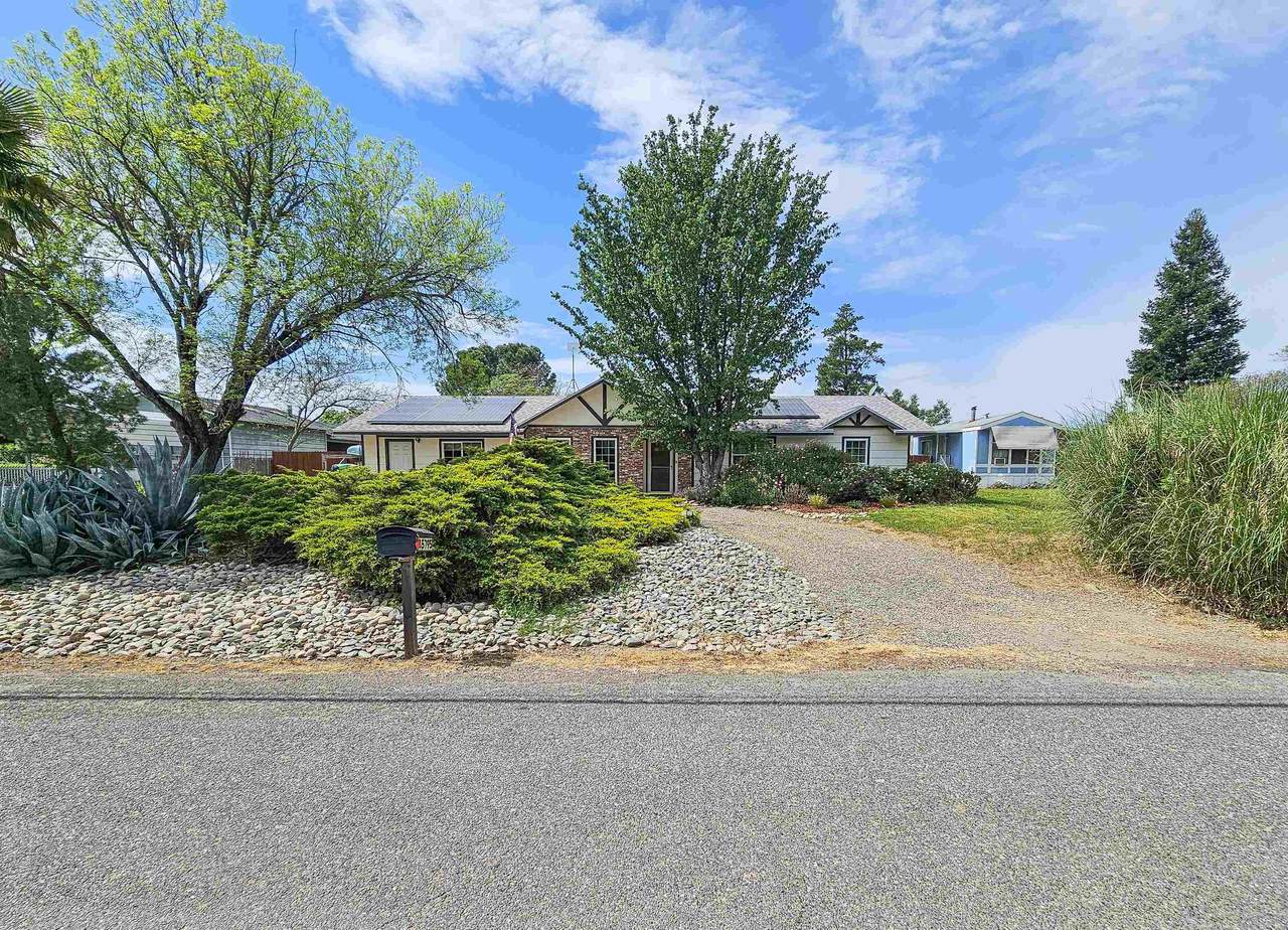 https://bt-photos.global.ssl.fastly.net/tehama/1280_boomver_2_20260754-2.jpg