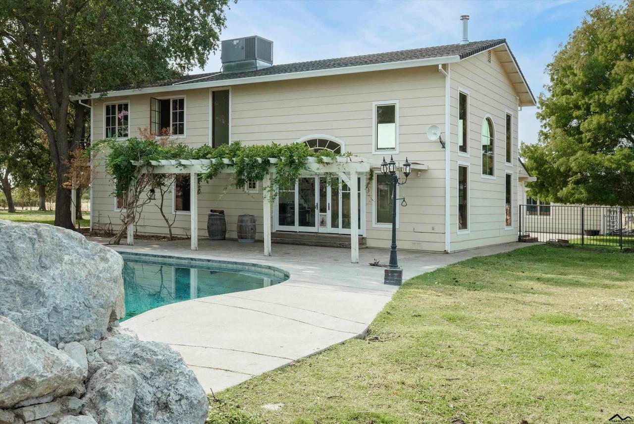 11174 Day Avenue - Photo 1