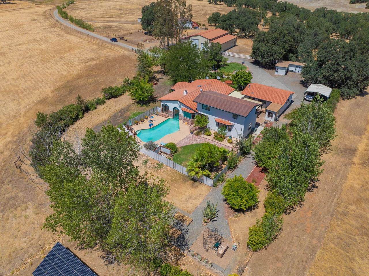 10750-10752 Dixie Ro Dixie Road - Photo 1
