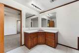 22709 Rodeo Avenue - Photo 32