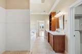 2242 Everest Dr - Photo 30