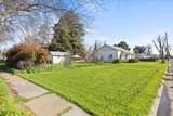 611-250 Hoag Street - Photo 2