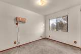 550 Bayles Avenue - Photo 30