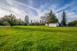 550 Bayles Avenue - Photo 45