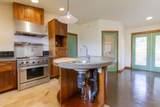 698-010 Hillcrest Drive - Photo 10