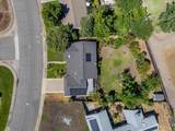 1566 Robinson Drive - Photo 3
