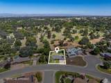 1566 Robinson Drive - Photo 4
