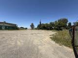 3070 Toomes Avenue - Photo 3