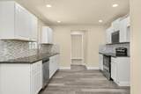 1846 Walbridge Street - Photo 3