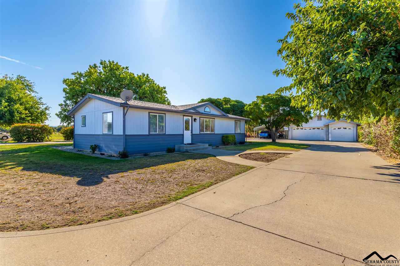 13742 Trinity Avenue - Photo 1