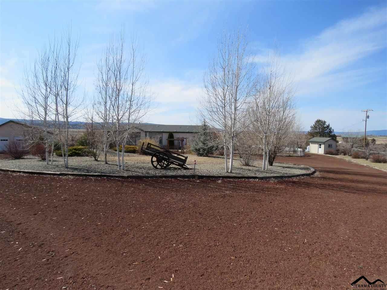 674900 Ash Valley Road - Photo 1