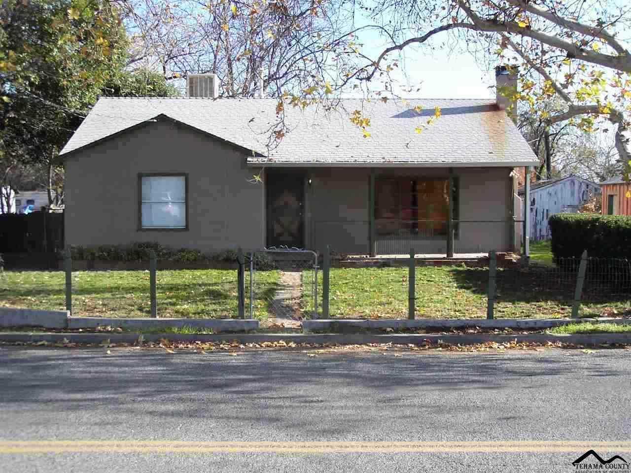 45 Chestnut Avenue - Photo 1