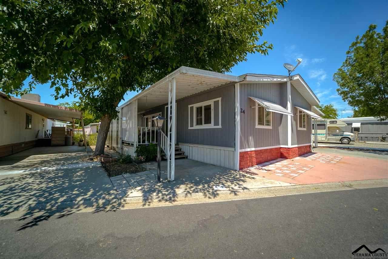 8255 Hwy 99 E - Photo 1