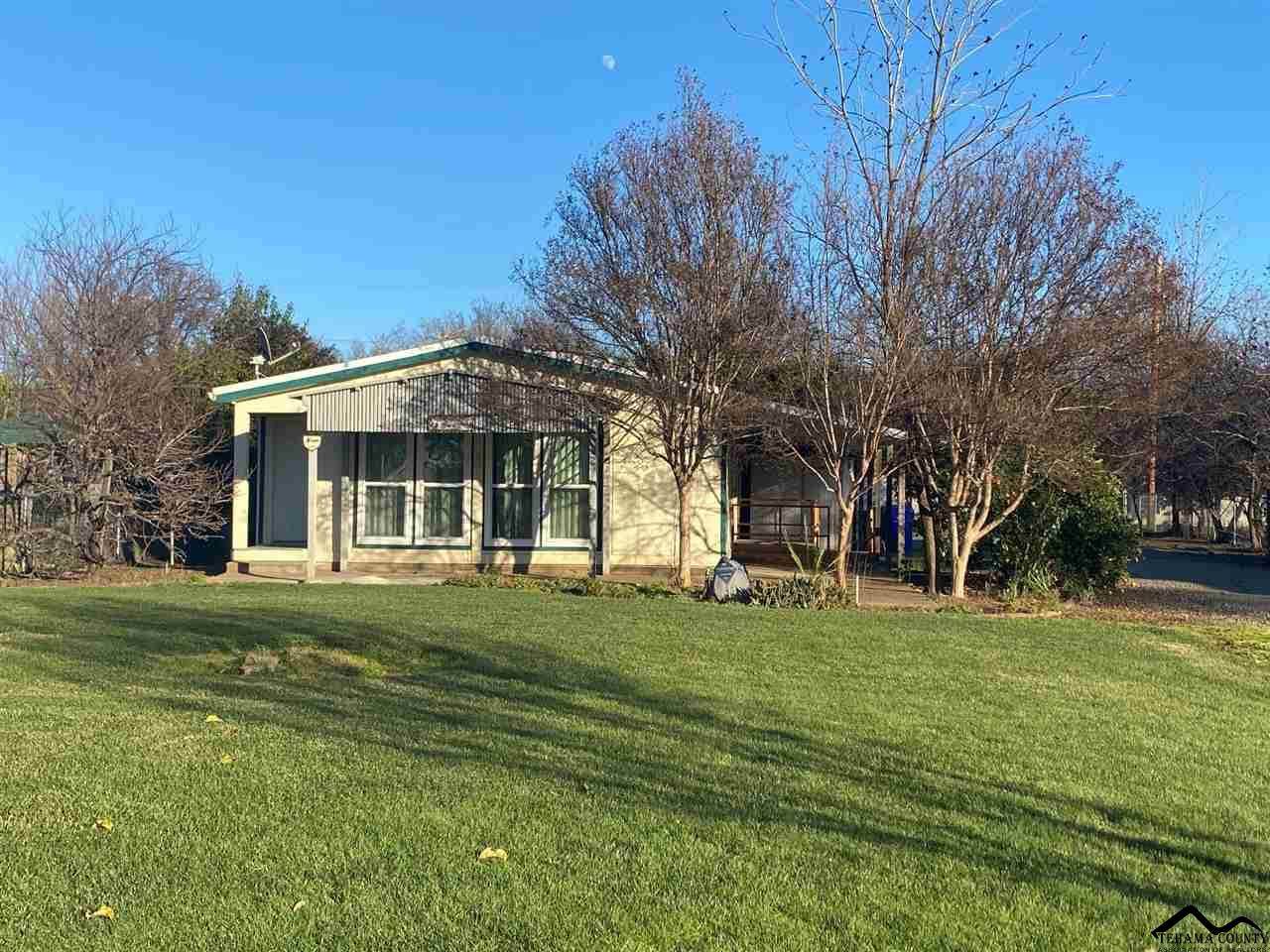 53 Ellen Lane - Photo 1