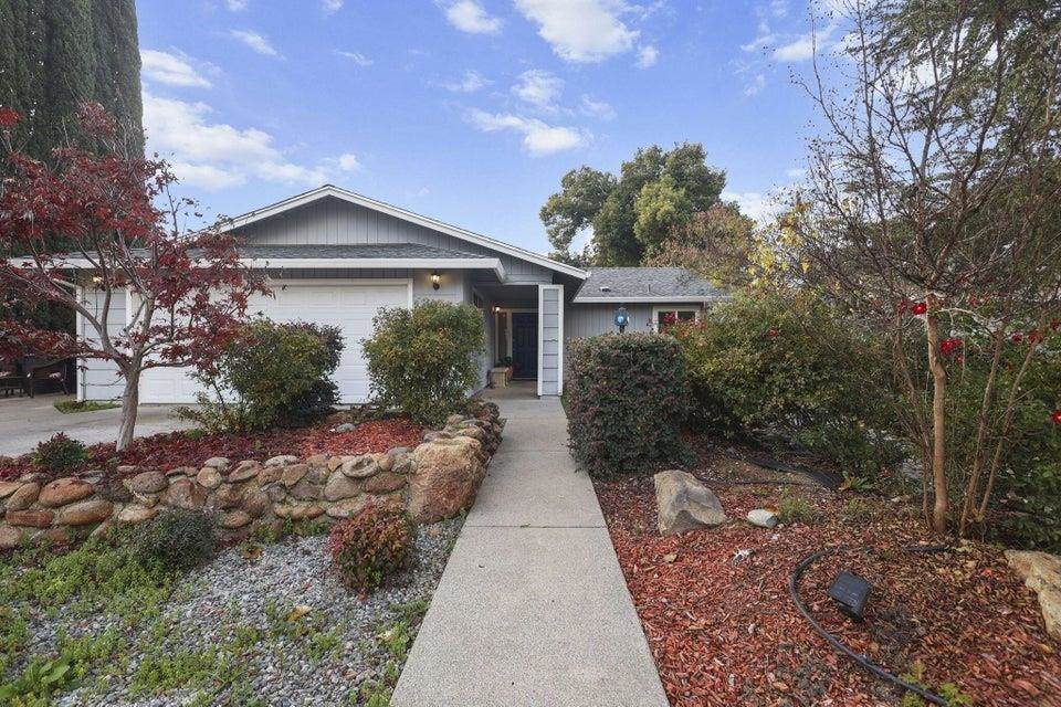 329 Michael Drive - Photo 1