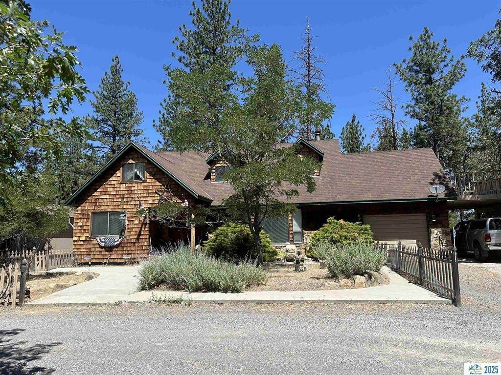 700-245 Four Oak Drive - Photo 1