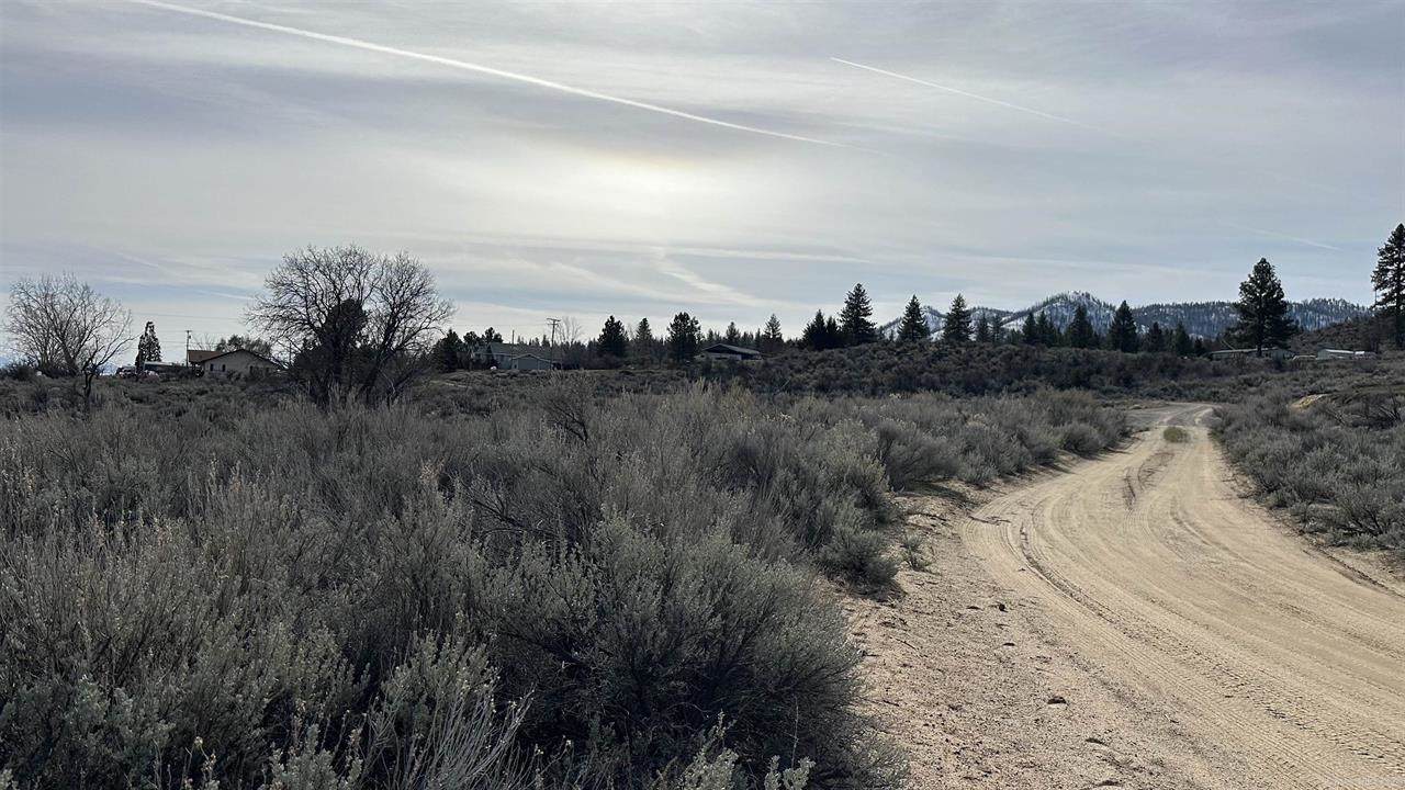 462-950 Jace Drive - Photo 1