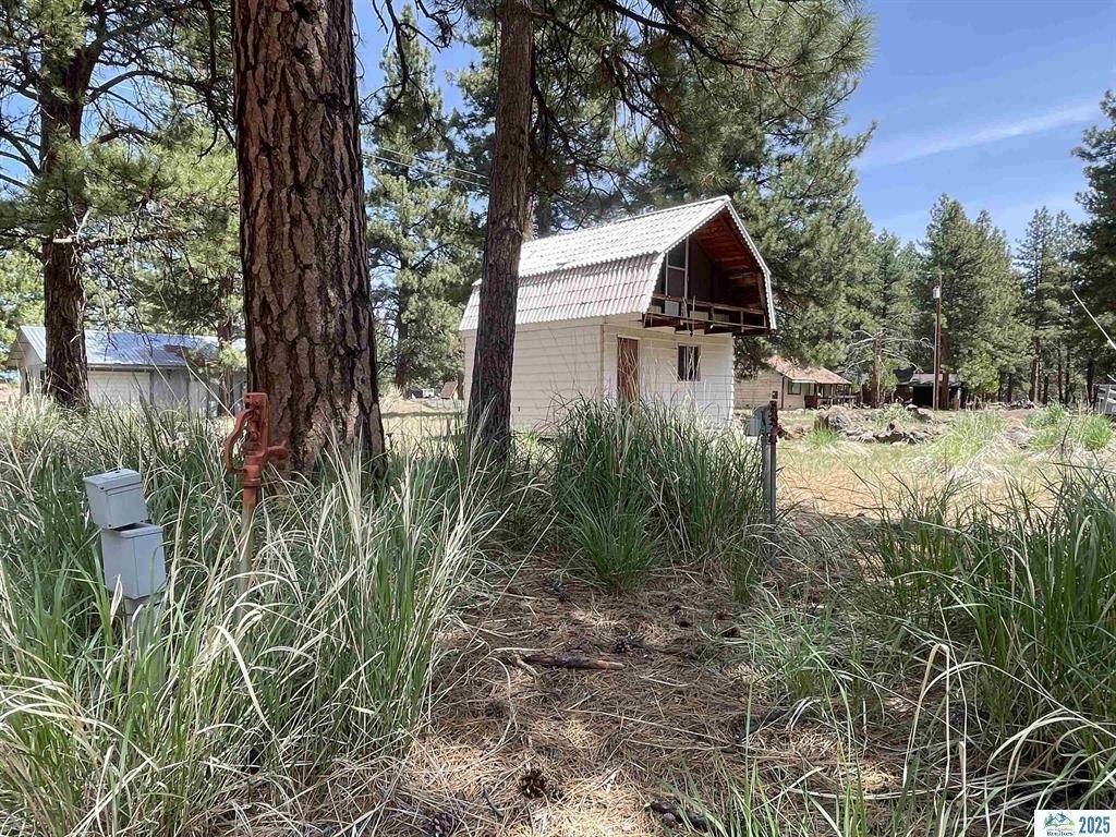 686-975 Lake View Drive - Photo 1