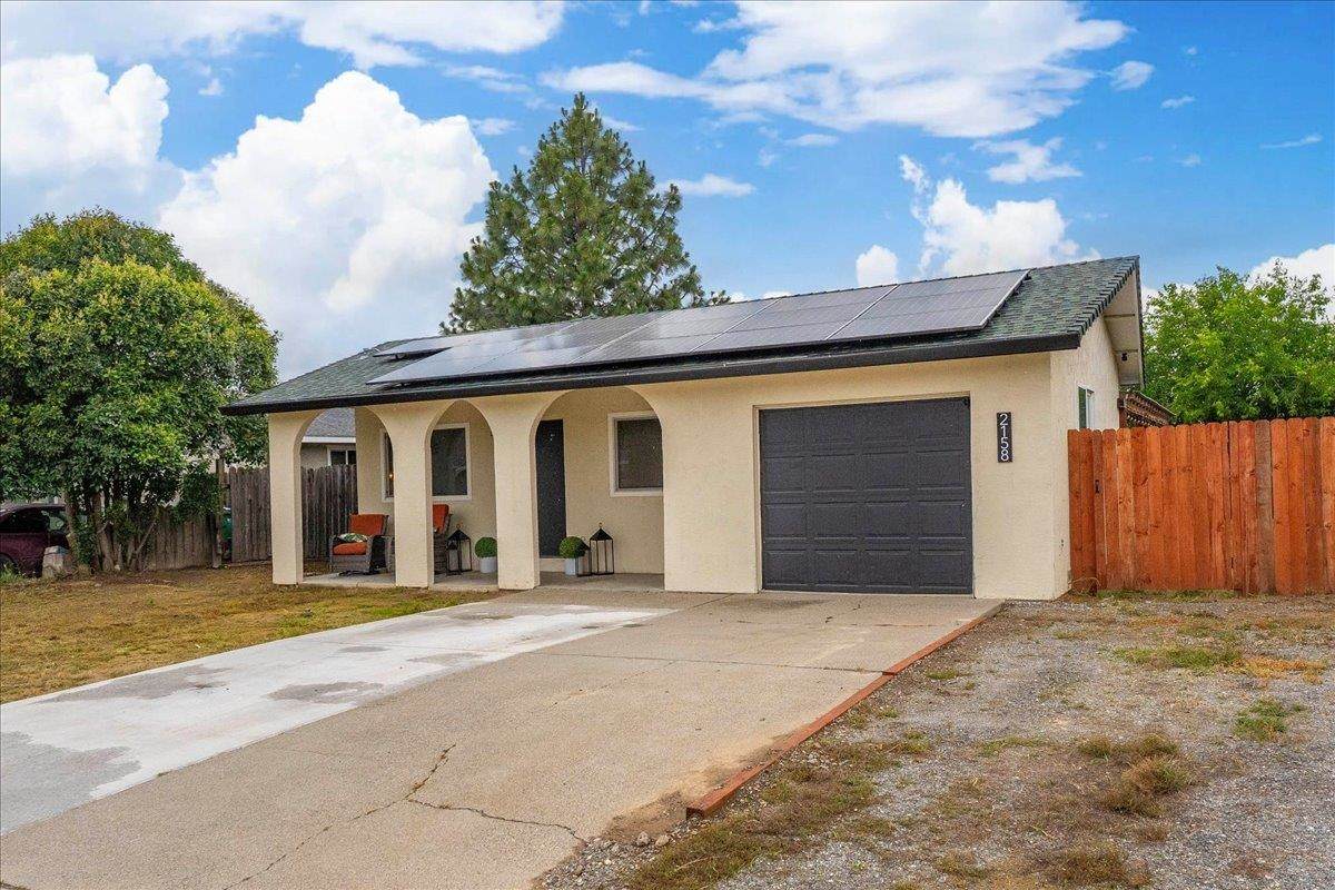 2158 Donnovan Avenue - Photo 1
