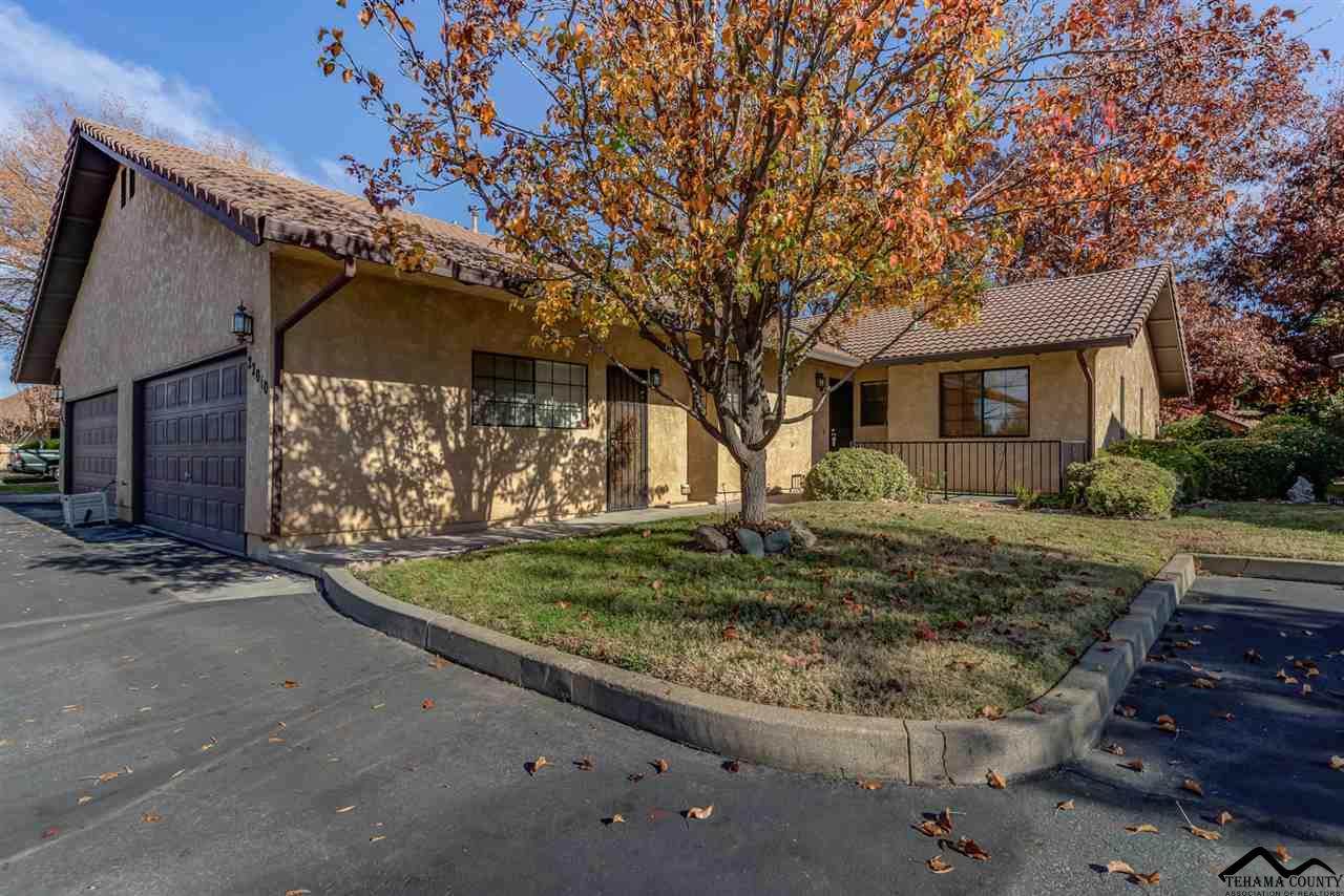22010 Grove Circle - Photo 1