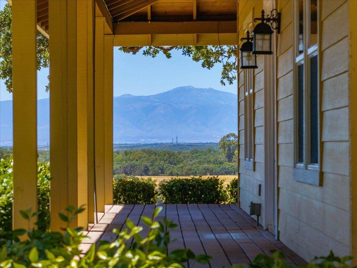 17080 Hooker Creek Road - Photo 1