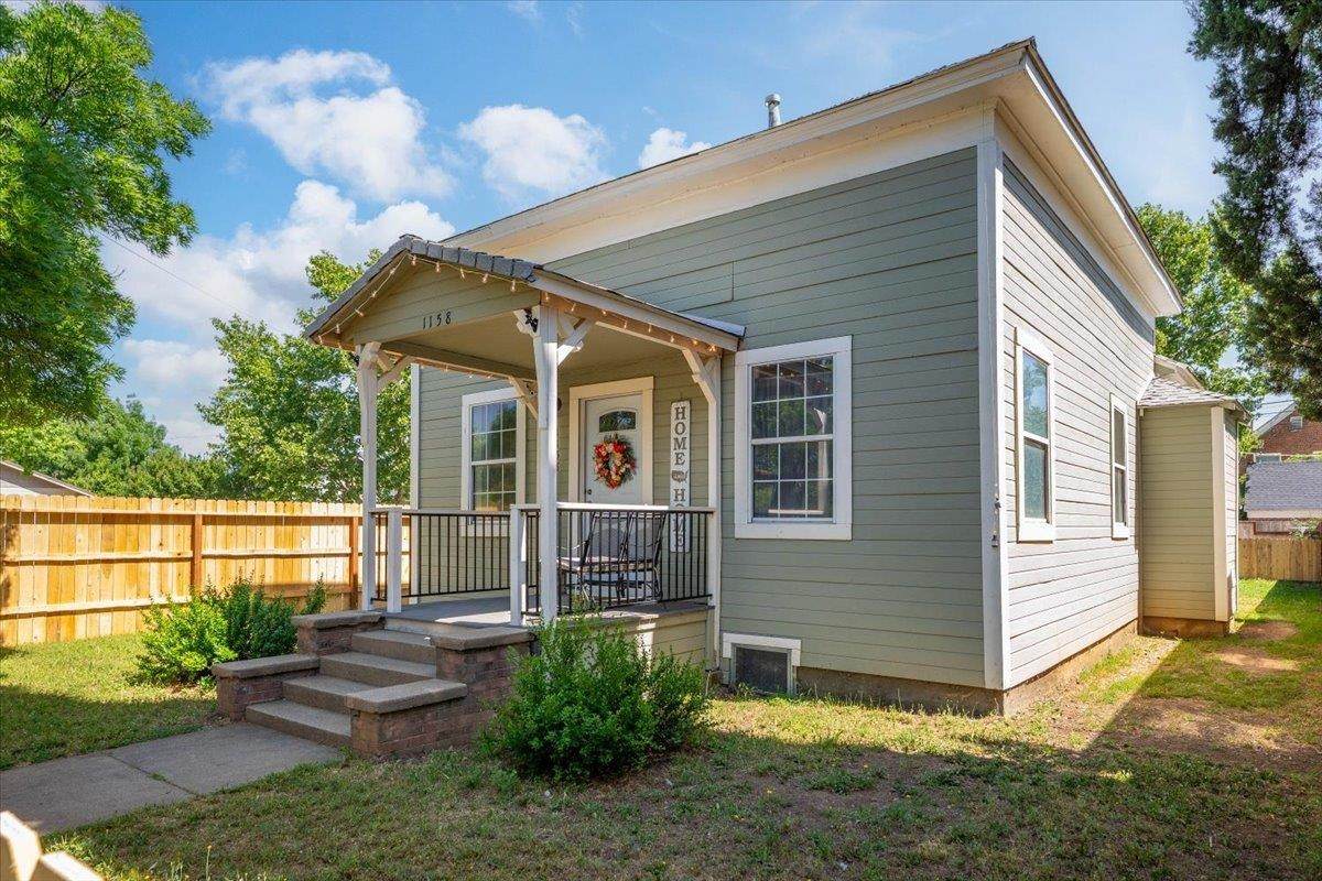 1158-1158-B Madison  Madison Street - Photo 1