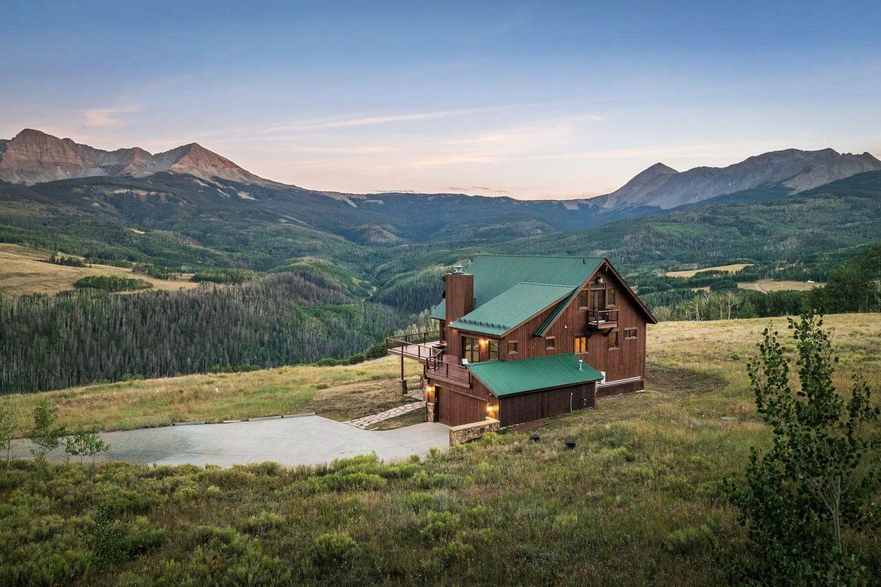 https://bt-photos.global.ssl.fastly.net/telluride/1280_boomver_8_43893-2.jpg