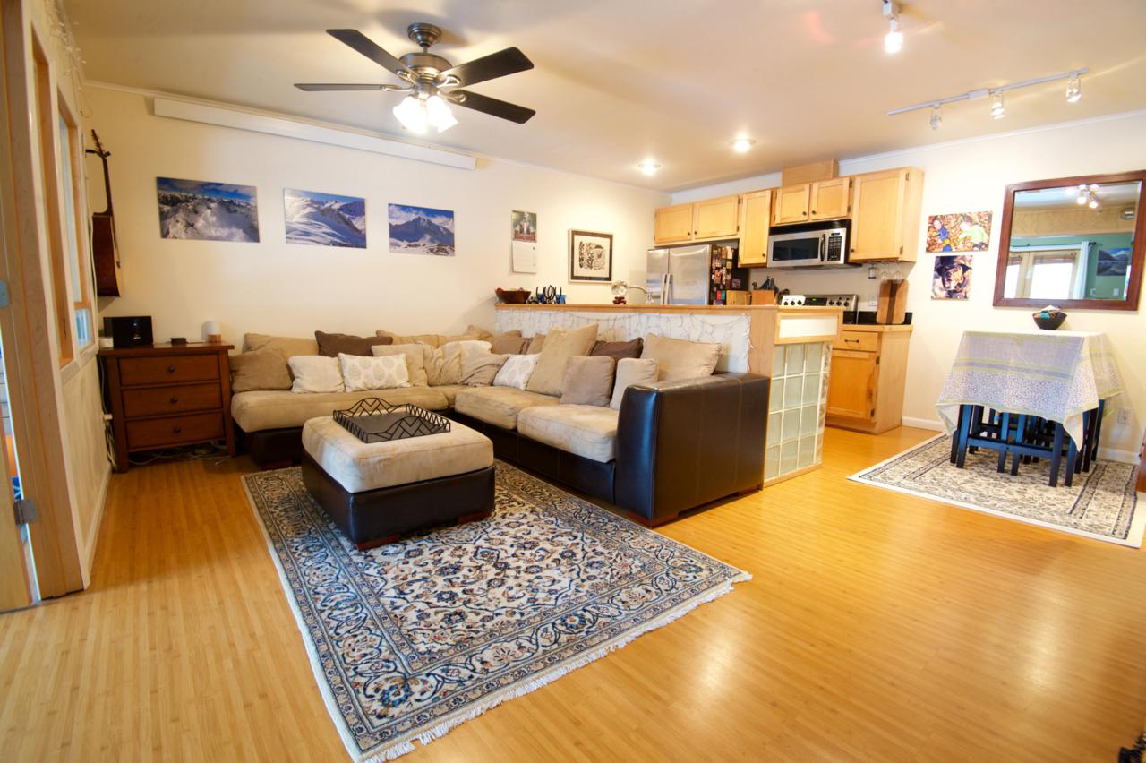 250 Fir Street - Photo 1