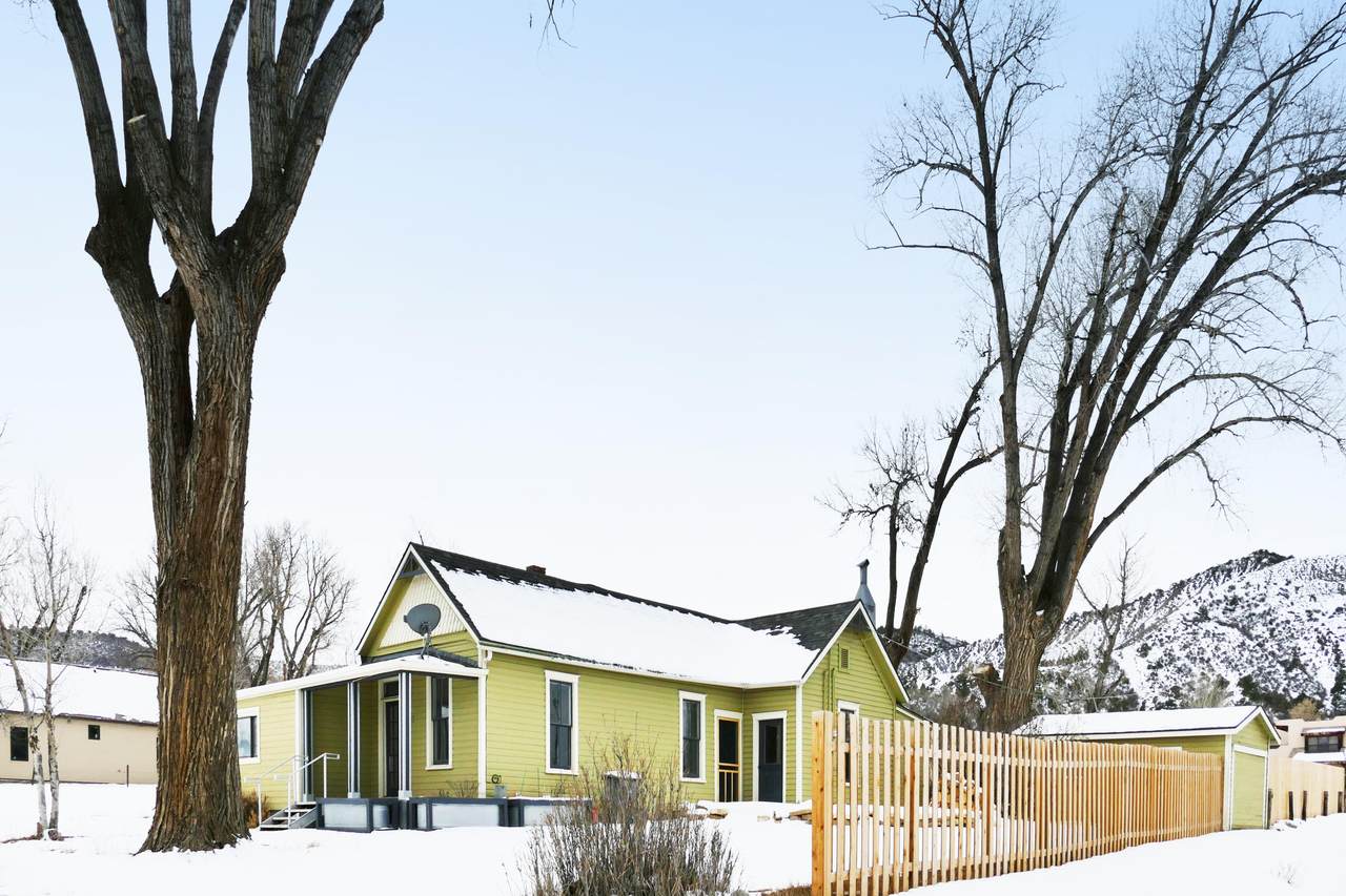 121 Charlotte Street - Photo 1