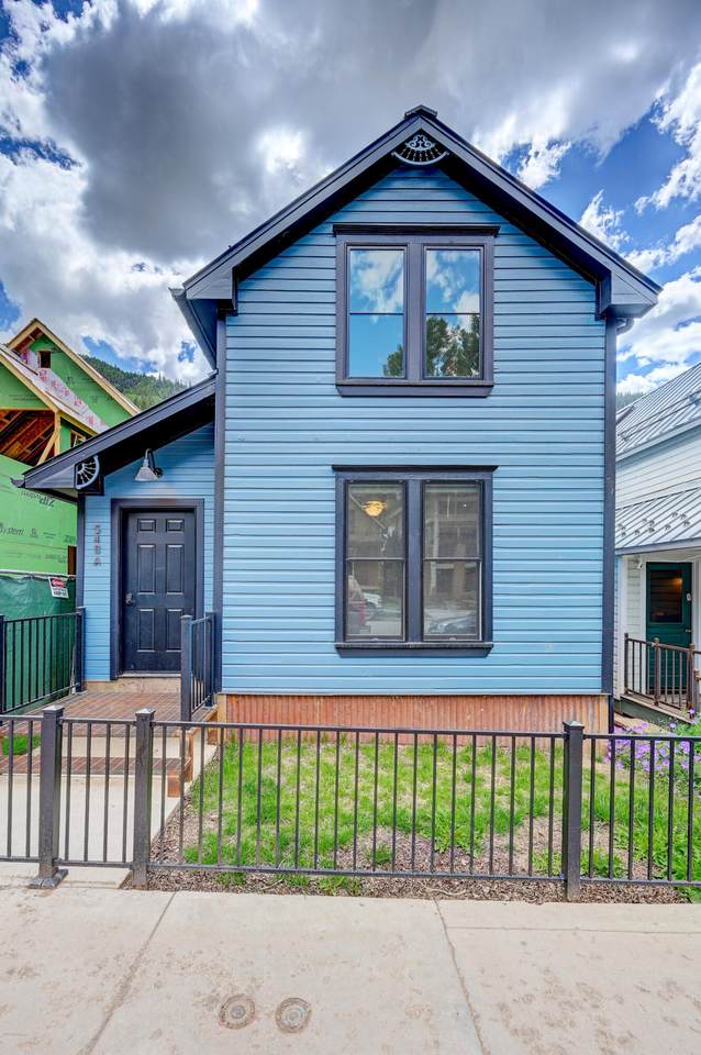 548 Pacific Avenue - Photo 1