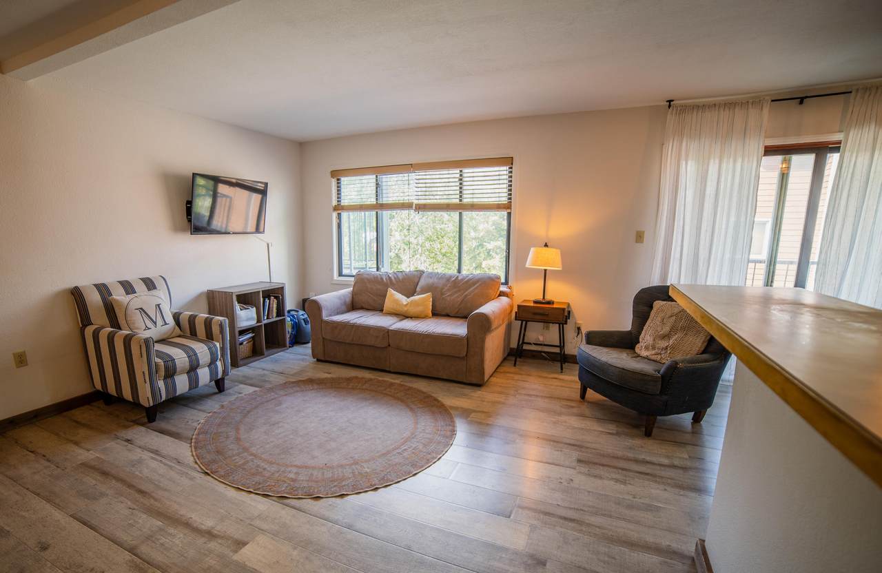 319 Adams Ranch Road - Photo 1