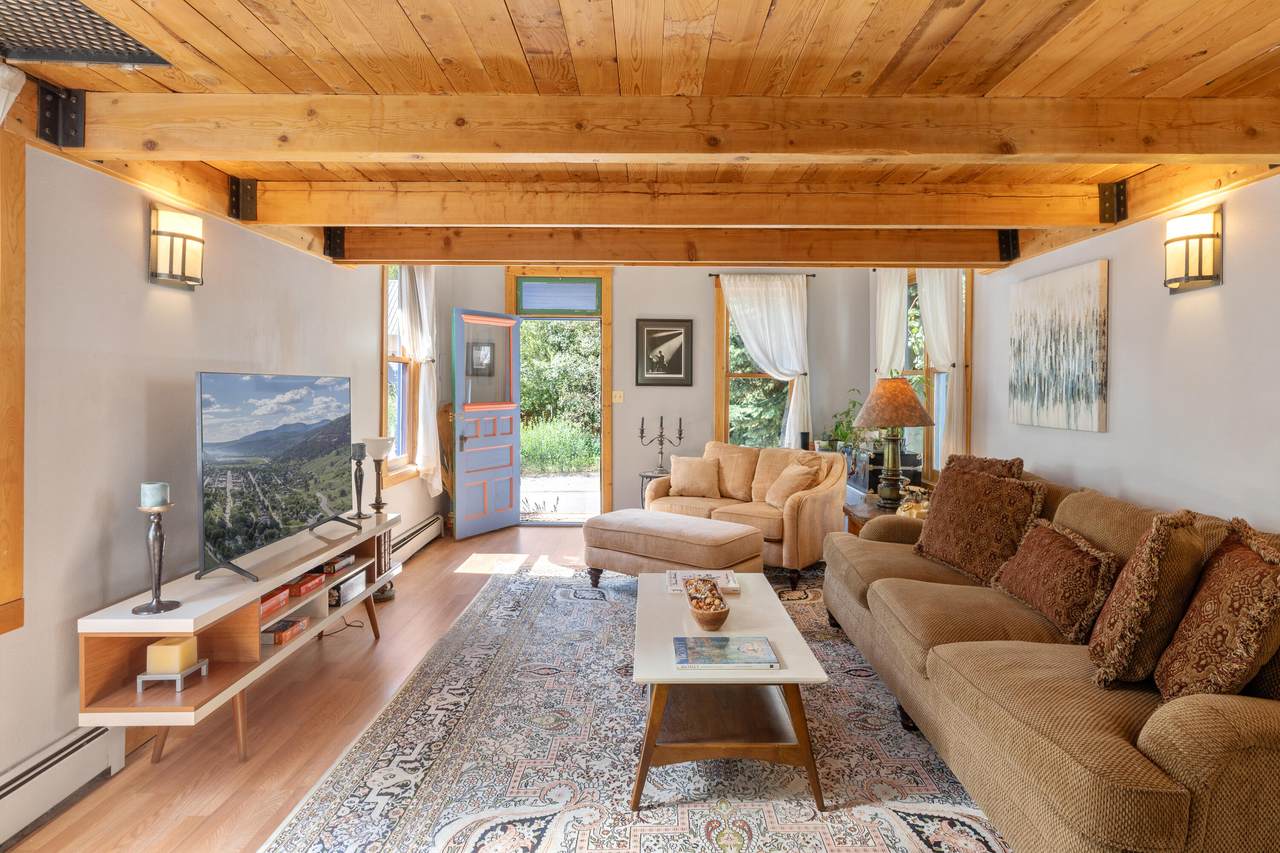 https://bt-photos.global.ssl.fastly.net/telluride/1280_boomver_2_42827-2.jpg