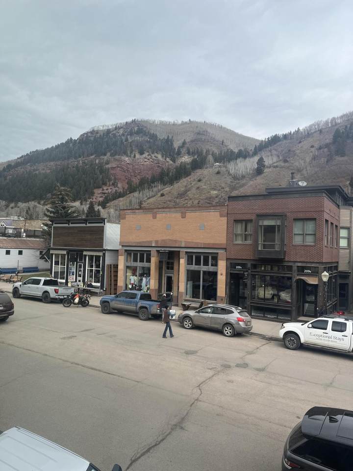 https://bt-photos.global.ssl.fastly.net/telluride/1280_boomver_1_43375-2.jpg