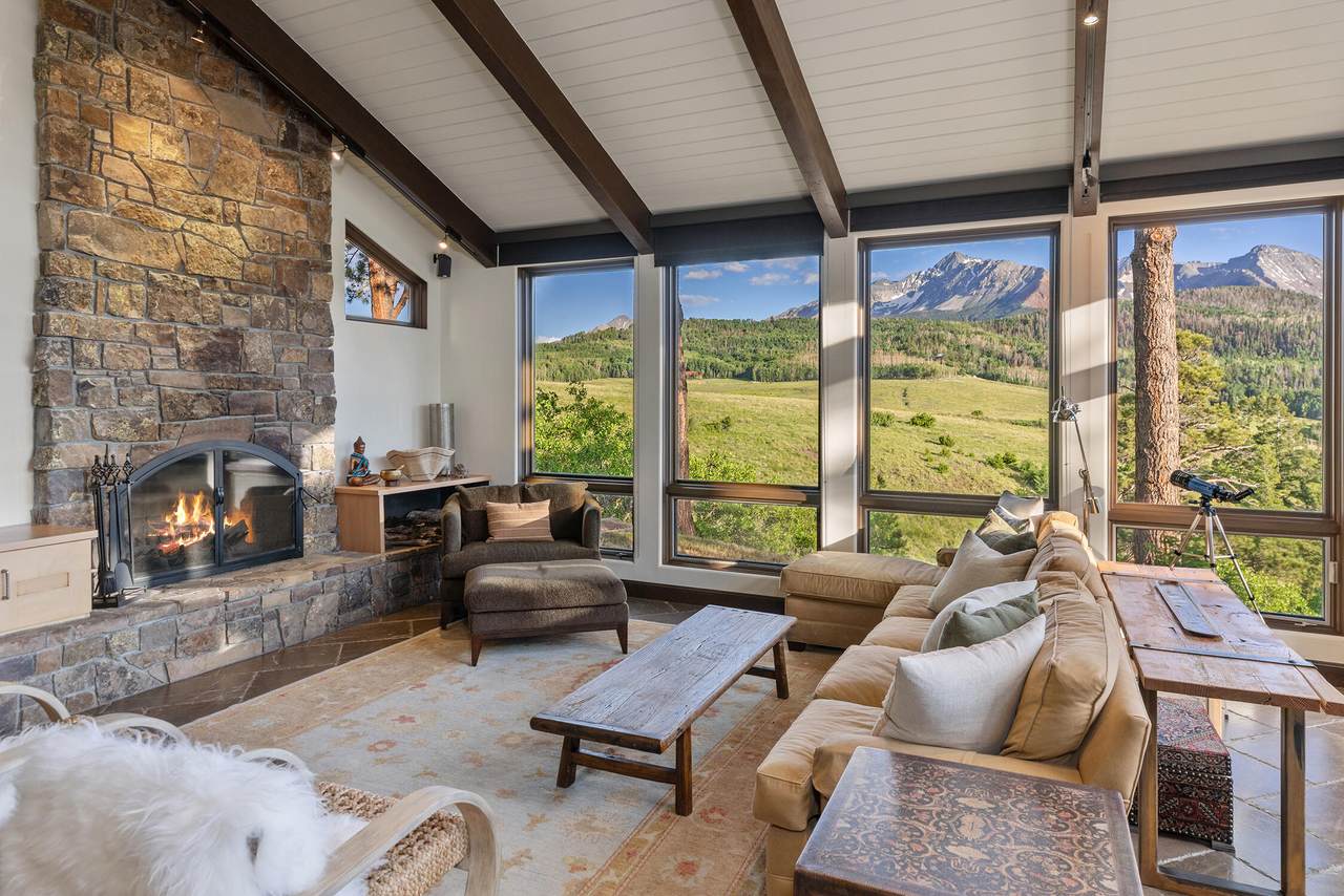 https://bt-photos.global.ssl.fastly.net/telluride/1280_boomver_1_43695-2.jpg