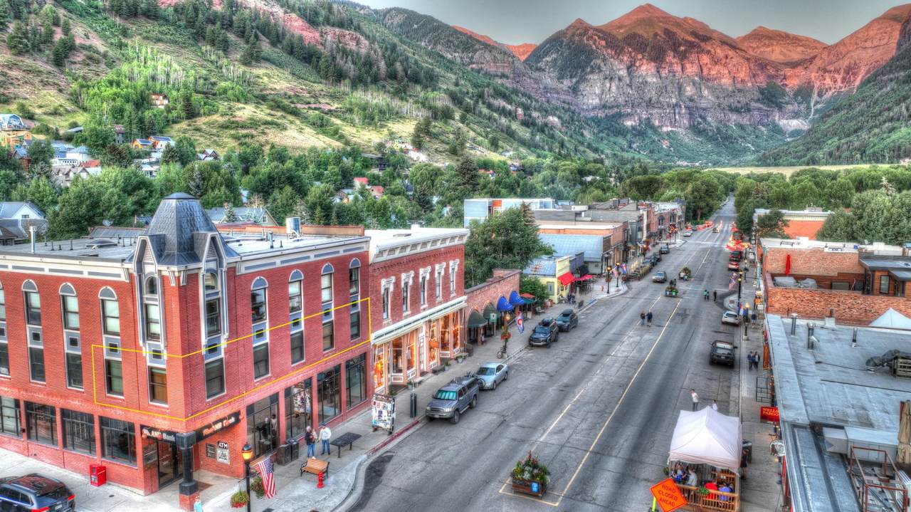 101 Colorado Avenue - Photo 1