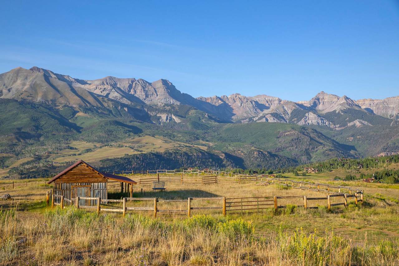 975-B Wagner Way - Photo 1