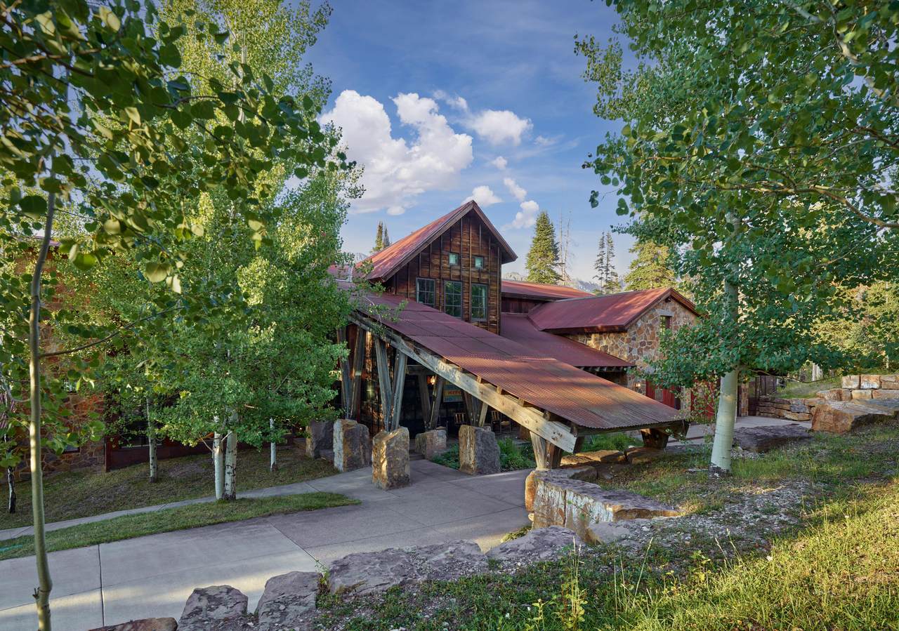 https://bt-photos.global.ssl.fastly.net/telluride/1280_boomver_1_43959-2.jpg