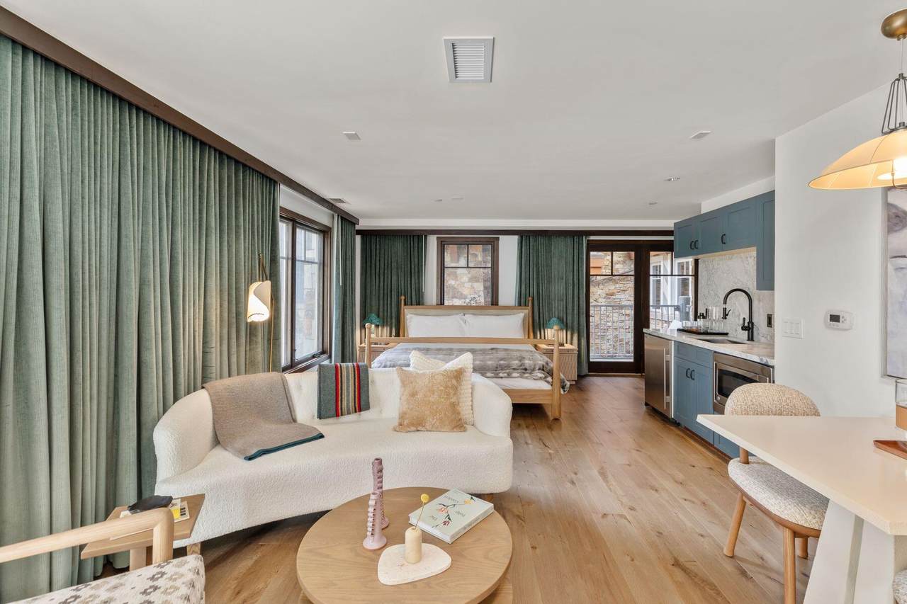 568 Mountain Village Boulevard - Photo 1