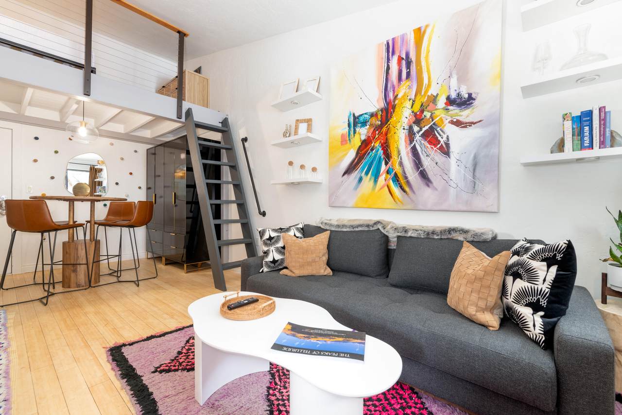 619 Columbia Avenue - Photo 1