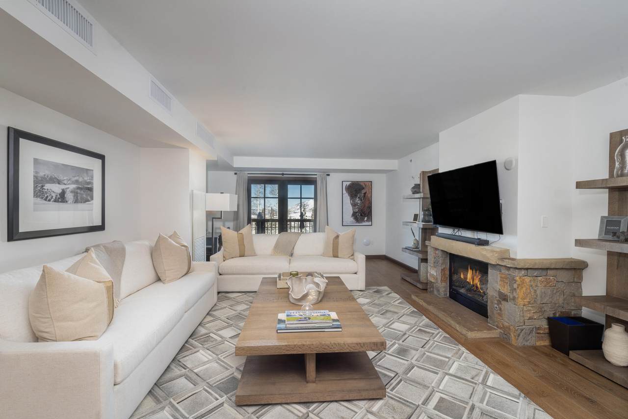 568 Mountain Village Boulevard - Photo 1