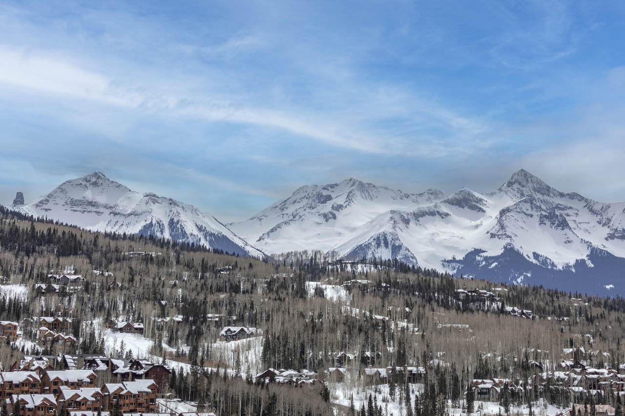 100 Granite Ridge Drive - Photo 1