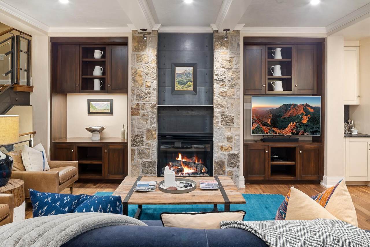 https://bt-photos.global.ssl.fastly.net/telluride/1280_boomver_1_44323-2.jpg