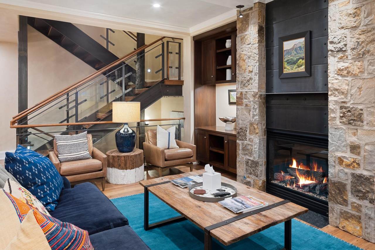 https://bt-photos.global.ssl.fastly.net/telluride/1280_boomver_1_44323-2.jpg