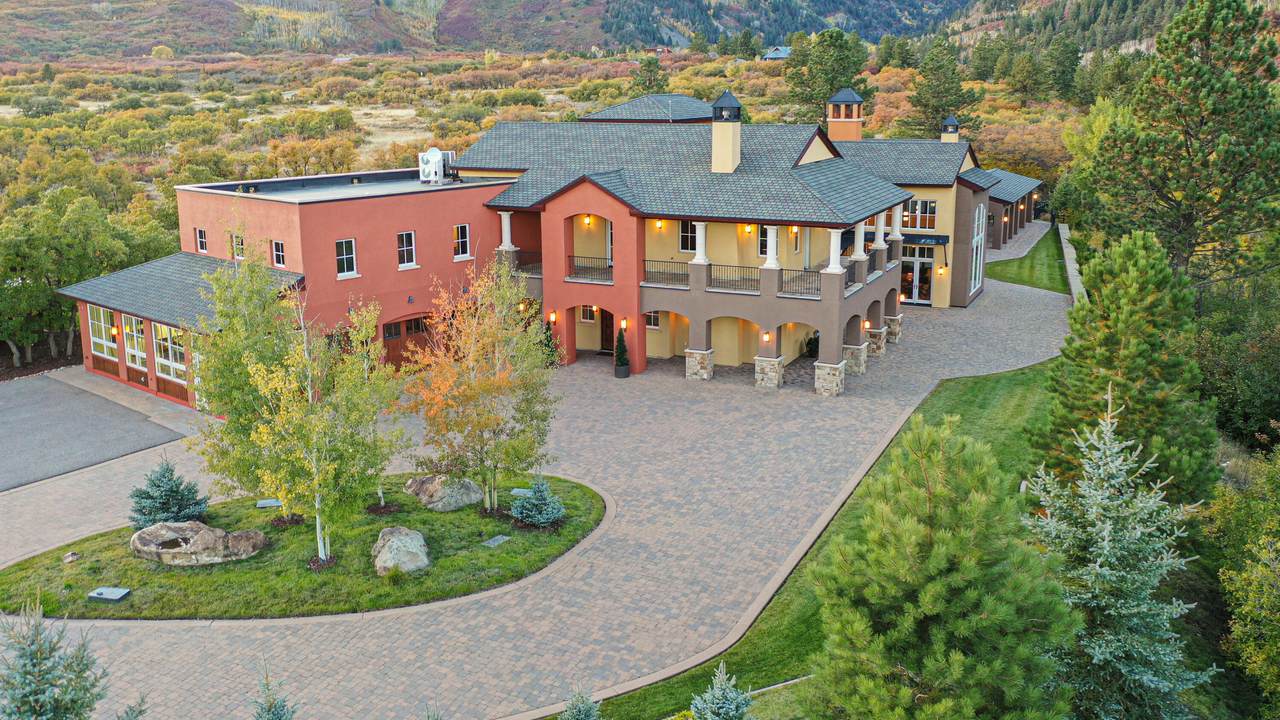 https://bt-photos.global.ssl.fastly.net/telluride/1280_boomver_1_44343-2.jpg
