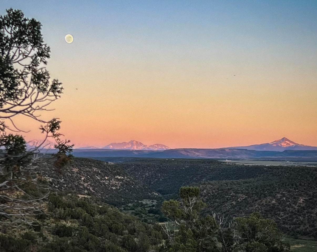 https://bt-photos.global.ssl.fastly.net/telluride/1280_boomver_1_44432-2.jpg
