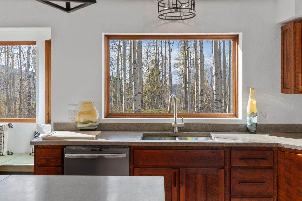 https://bt-photos.global.ssl.fastly.net/telluride/1280_boomver_1_44456-2.jpg
